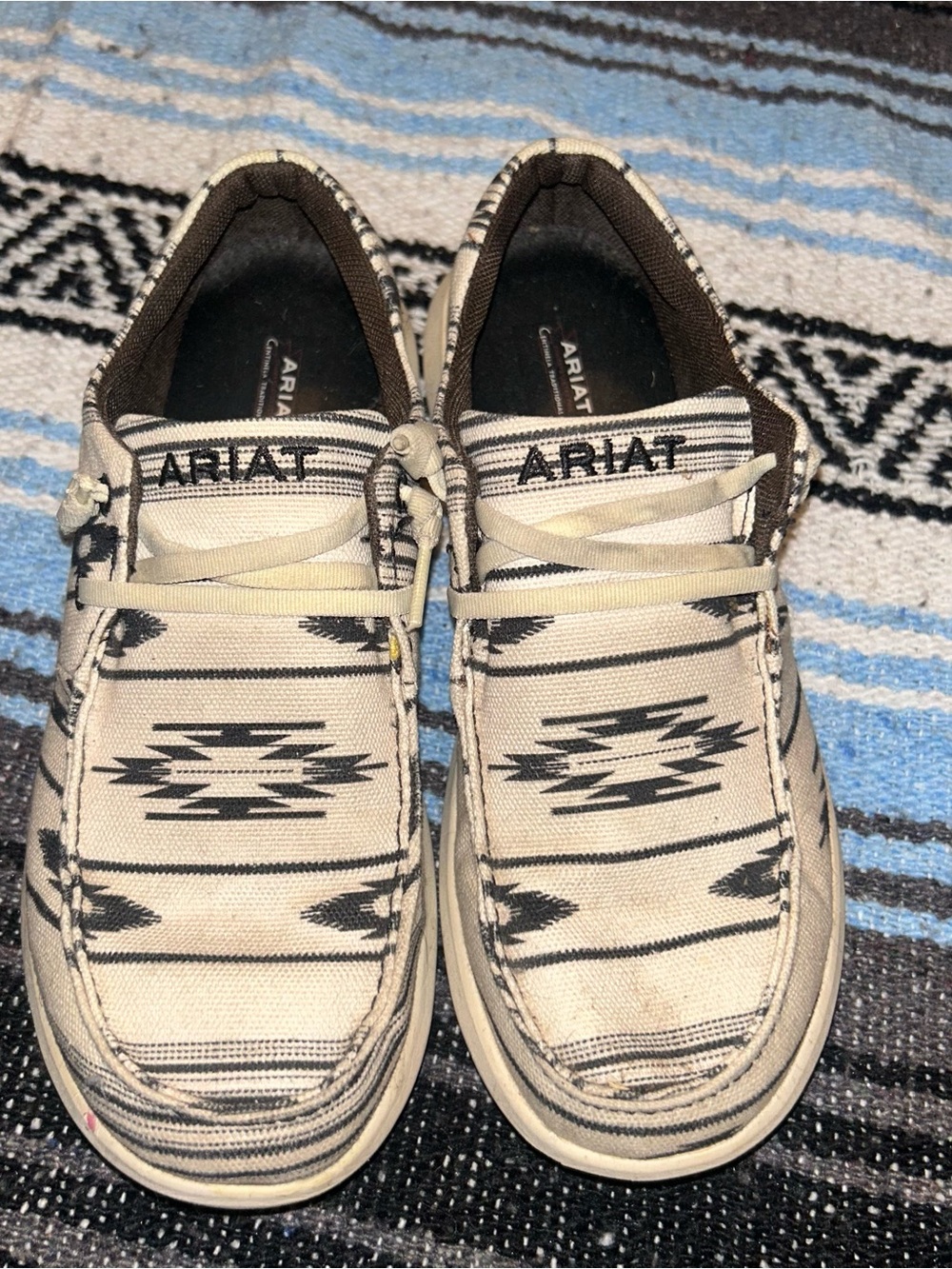 Ariat Beige & Black Southwestern Pattern adult Sneakers